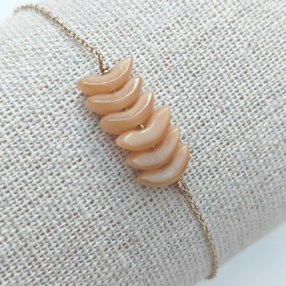 Gold Tone Peach Crescent Moon Stone Bead Dainty Chain Link Bracelet Minimalist